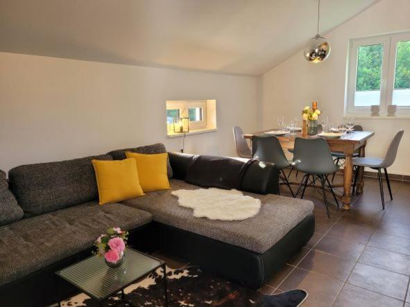 Familienfreundliche Grosszuegige Ferienwohnung Schlierachwelle Zwischen Schliersee Und Tegernsee Hausham Eksteriør bilde